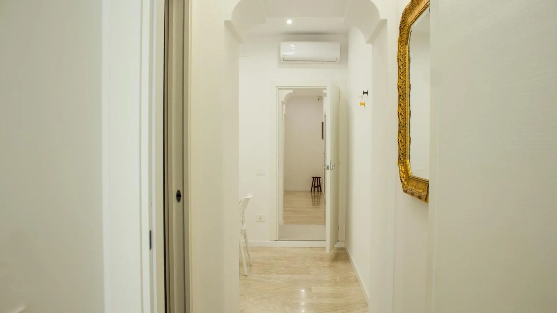 בית הארחה מלון נאפולי Casa Di Nonna Rosy איטליה